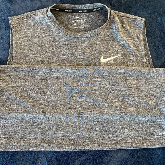 Nike - Men's Hyrdroguard Swim Shirt - Picture 2 of 4